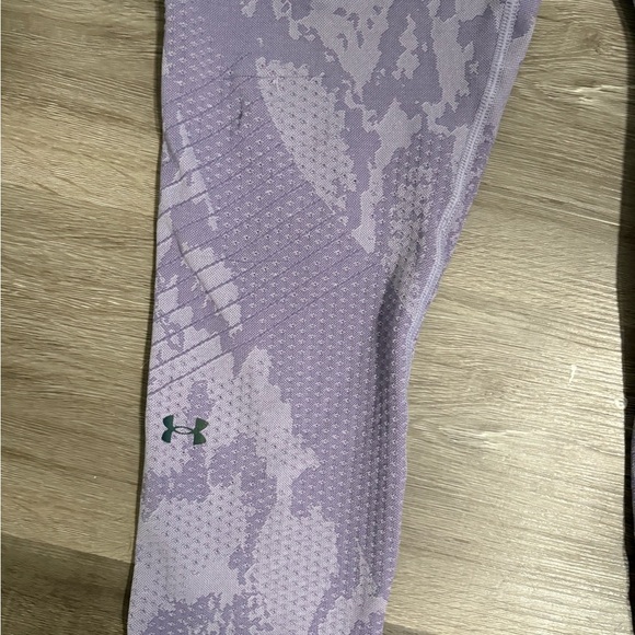 Under Armour Lavender Patterned Leggings - Picture 4 of 6
